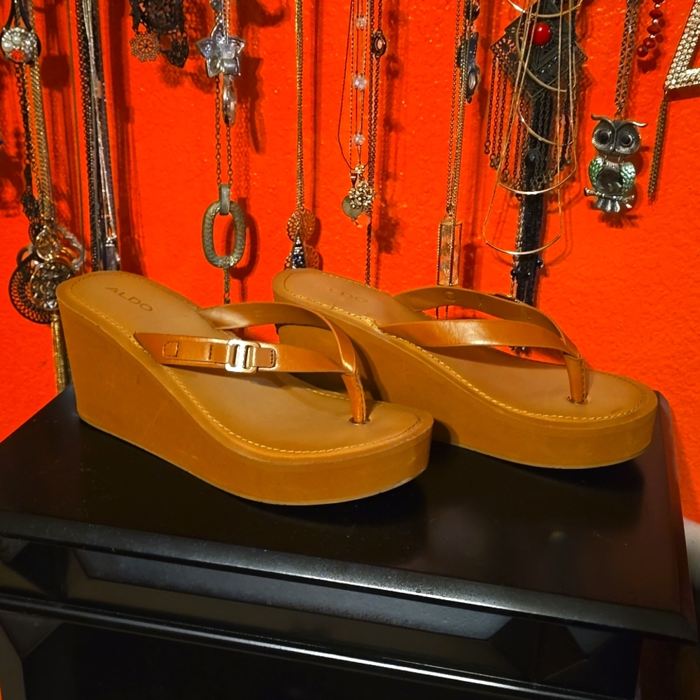 Womens wedge sandals